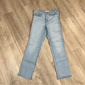 Levi's 304 light wash Shaping Straight Leg Jeans size 28